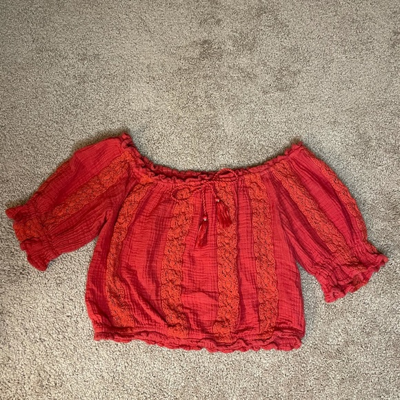 American Eagle cropped boho off the shoulder top - Picture 1 of 3